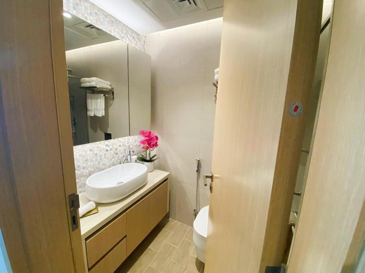 Yas Island Mayan Junior 1b 1 Apartment Abu Dhabi